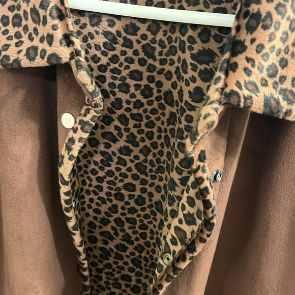 August Max brown Cheetah print Jacket vintage Womens Size 3 in the brand - Picture 2 of 9